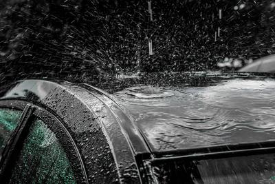 картинки : снег, легкий, черное и белое, белый, автомобиль, дождь, окно,  стакан, транспорт, Размышления, средство передвижения, Погода, Черный,  монохромный, зеркало, Капли, Форма, Монохромная фотография, Автомобильный  экстерьер, Атмосфера земли ...