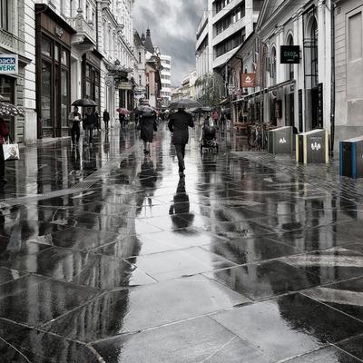 Дождь в городе. Фотограф Slavado