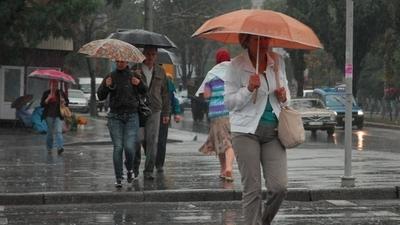 В Киеве несколько районов затопило после дождя: фото, видео | Новости  Украины | LIGA.net