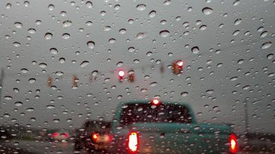 Ночной город под дождём | Дождь за окном, Дождь, Город