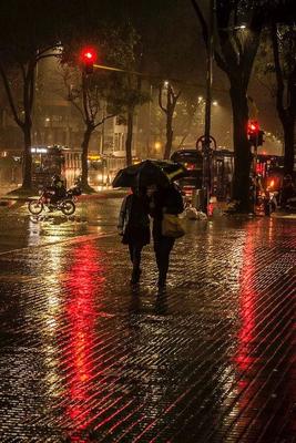 ночной дождь фото: 2 тыс изображений найдено в Яндекс.Картинках | Rain  photography, Rainy day aesthetic, Standing in the rain