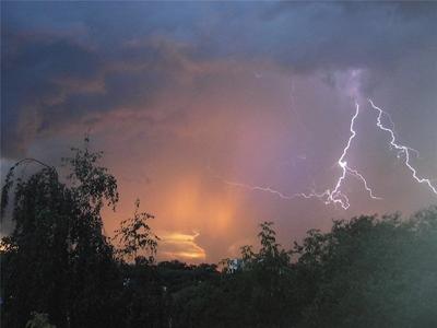 Сильные дожди и грозы: в Нижнем Тагиле объявили штормовое предупреждение |  24.05.2022 | Нижний Тагил - БезФормата