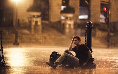 Человек под дождем - 73 фото