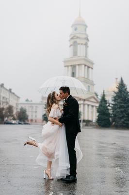 Свадебная фотосессия под дождём