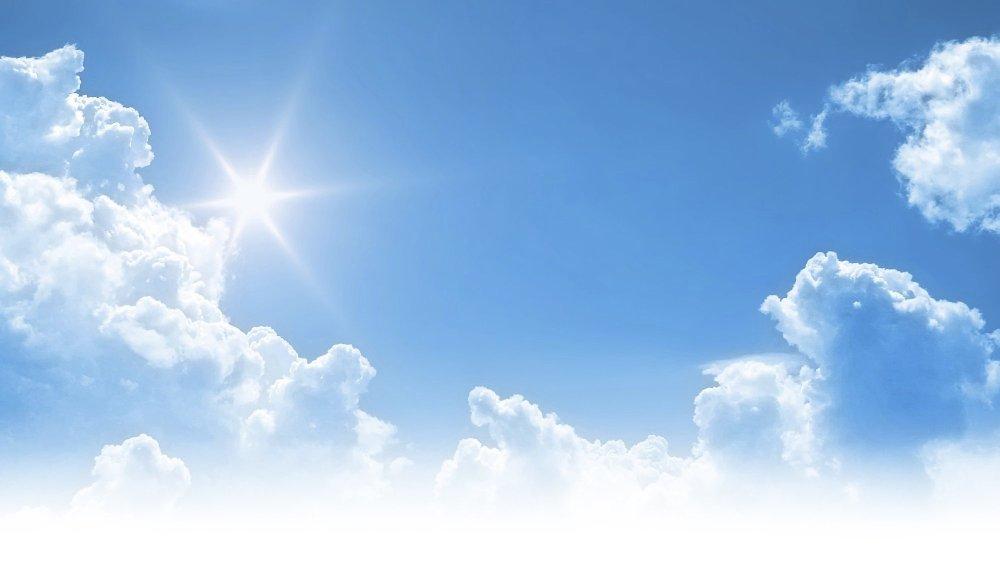 Красивое Голубое Небо С Облаками Фоне Облака Неба Небо С Облаками Погода  Природа Облако Синий Голубое Небо С Облаками И Солнцем — стоковые  фотографии и другие картинки Белый - iStock