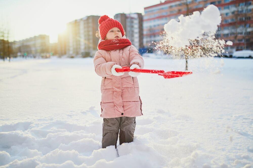 Детские игры зимой, веселье, забава…» — создано в Шедевруме
