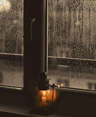 Осенний дождь за окном | Премиум Фото