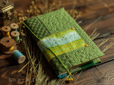 Весенний блог о личной жизни зеленая простая маленькая красная обложка  книги рисунок Шаблон для скачивания на Pngtree