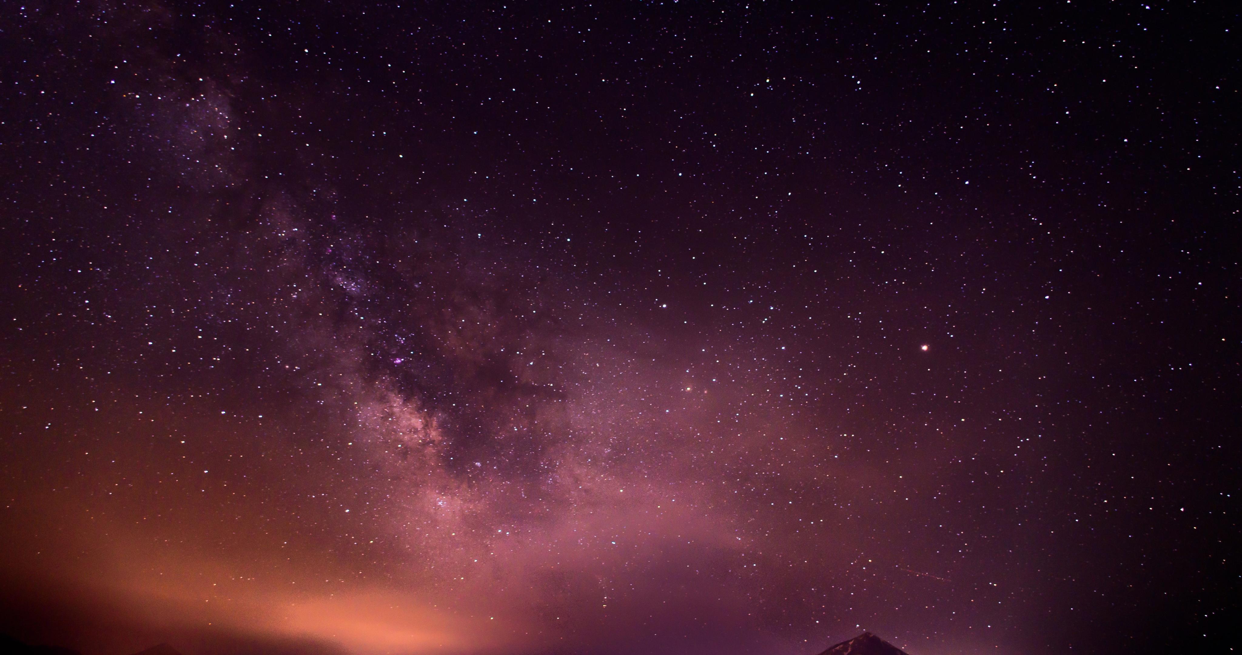 Обои Вид на ночное звездное небо 1920x1080 скачать бесплатно на рабочий стол