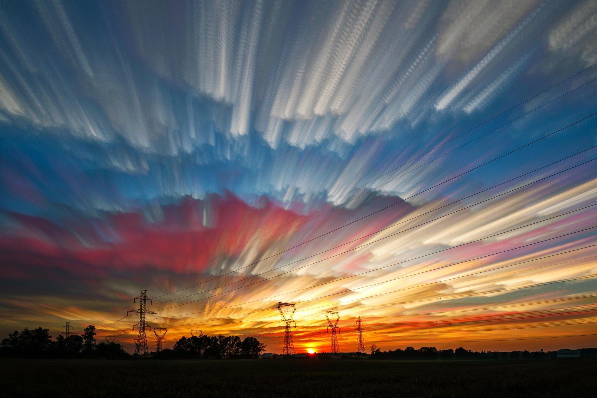 Фотографии вечернего неба с разницей в 15 минут | Пикабу