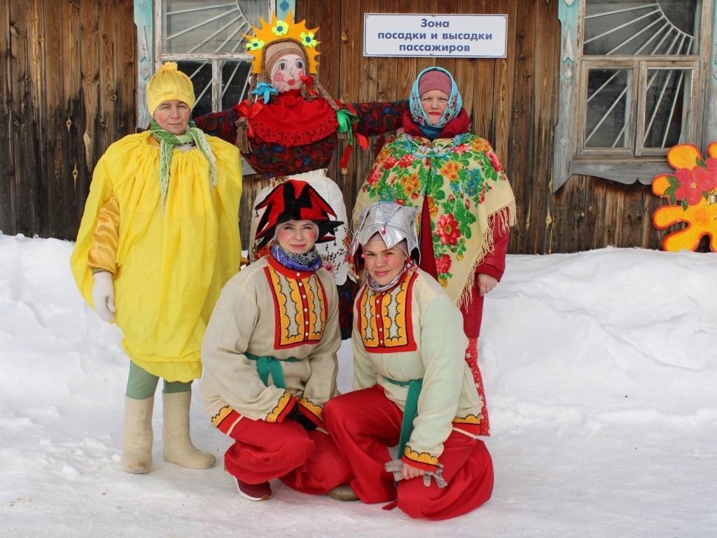 Масленица - один из самых почитаемых русских праздников, символизирующих проводы  зимы и обновление природы Традиции празднования Масленицы уходят далеко  вглубь нашей истории. Но так же, как и раньше, этот праздник принято  встречать