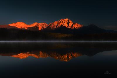 Альпийские горы на рассвете солнца :: Zifa Dimitrieva – Социальная сеть  ФотоКто