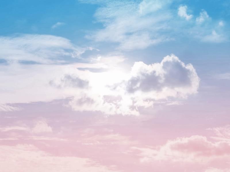 Абстрактные текстуру фона розового неба на закате. Это поразительно в  красочной природы Стоковое Фото - изображение насчитывающей пинк, небо:  210595440