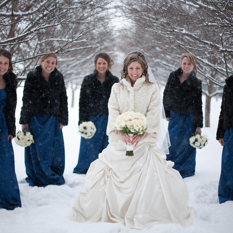 Невероятные фото, доказывающие, что свадьба зимой может быть красивой -  Новости Украины - Семья