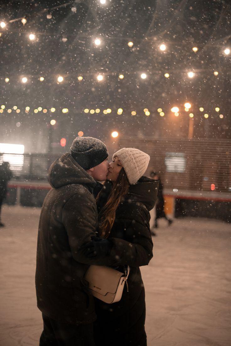 Love in the city. Winter kisses | Зимняя семейная фотография, Зимняя  фотография, Фотографии отношений