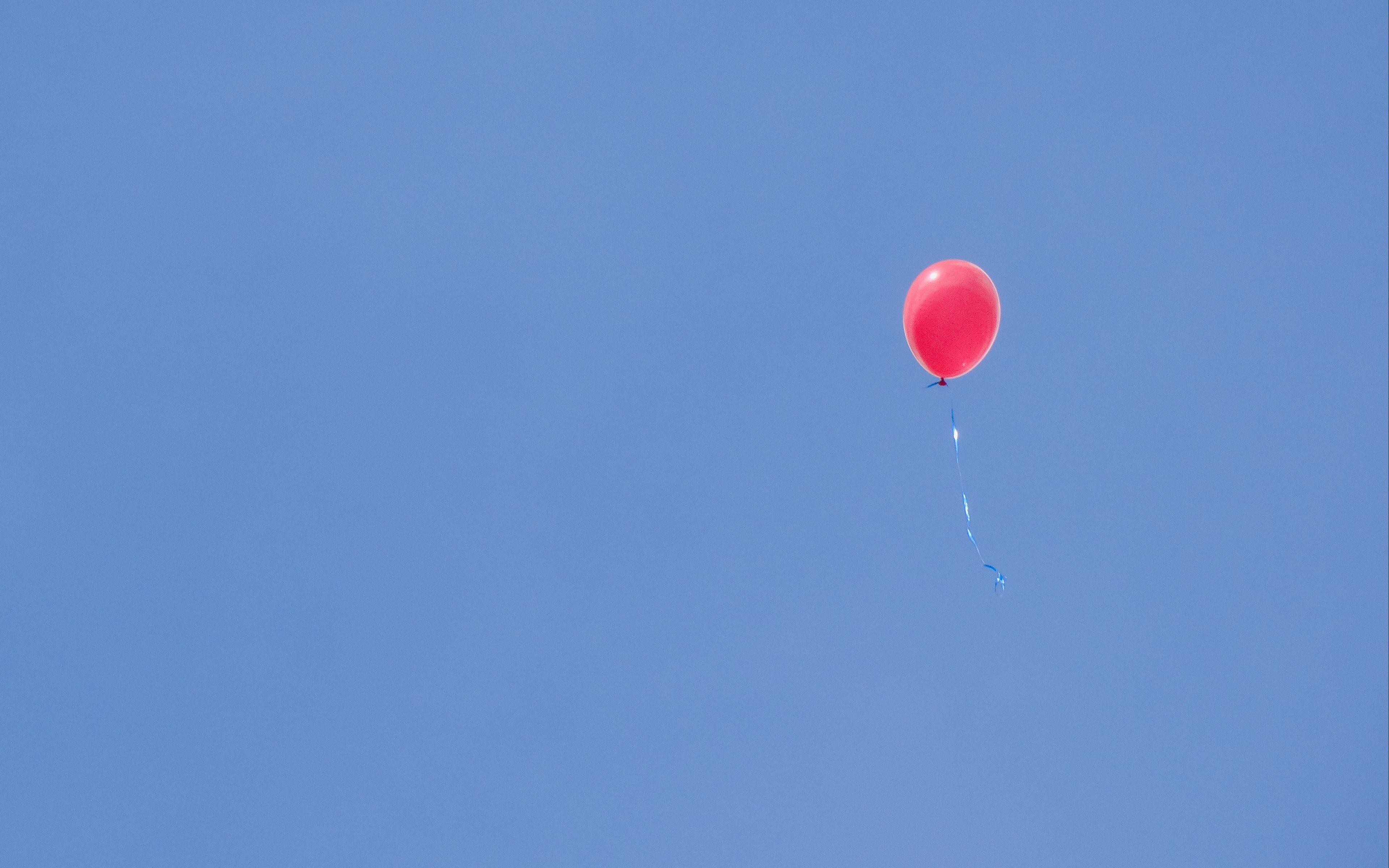 Фотообои Розовые воздушные шарики в небе», (арт. 22103) - купить в  интернет-магазине Chameleon