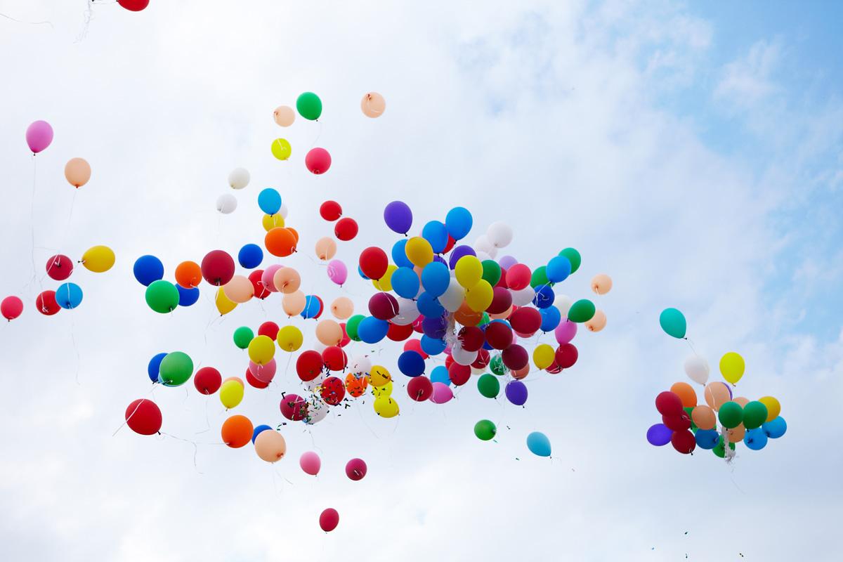 воздушные воздушные воздушные воздушные воздушные воздушные воздушные шары  для воздушных шаров в небе рисование абстрактное обобще Иллюстрация штока -  иллюстрации насчитывающей усыпальница, корзины: 275943011