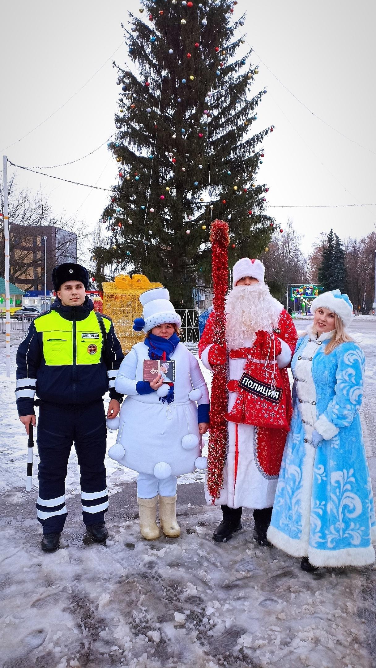 Резиденции Деда Мороза в разных городах России | Большая Страна