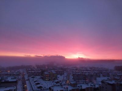 Малиновый рассвет в Челябинске | Пикабу