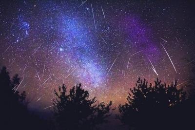 Звездный дождь: когда казахстанцы увидят метеорный поток Лириды