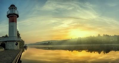 Рассвет на реке Дубне. :: Виктор Евстратов – Социальная сеть ФотоКто
