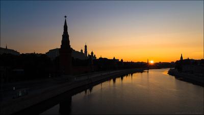 galina_misnik - Рассвет в Москве 🌅🌆 #рассвет #москва #раннееутро  #восходсолнца | Facebook
