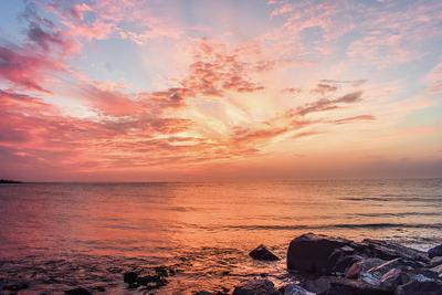 Розовый рассвет на море - 62 фото