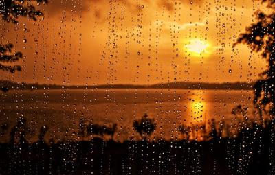 Двойная радуга, солнце, дождь и гроза на одном фото | Пикабу