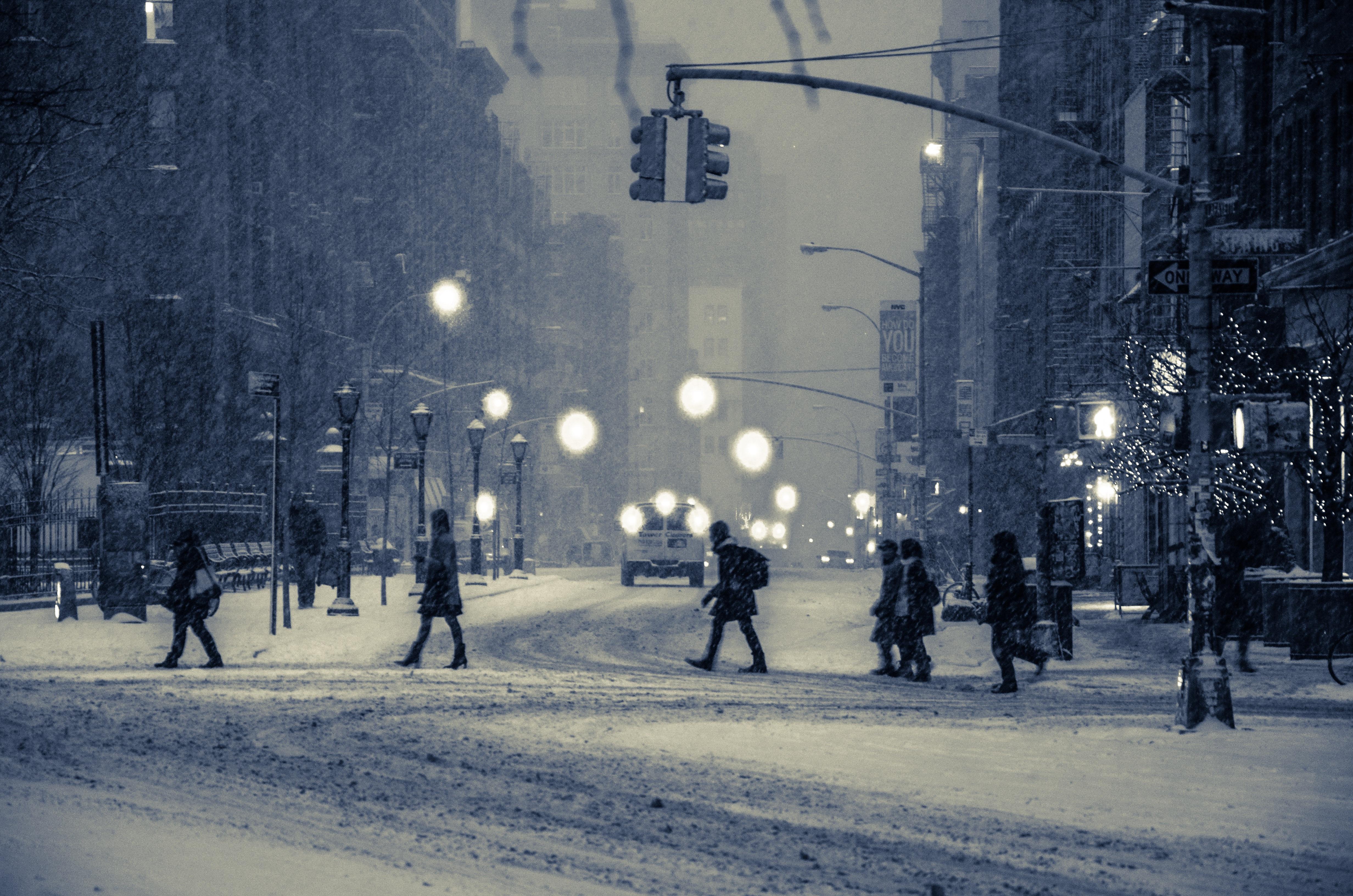 картинки : снег, зима, улица, ночь, Лед, Погода, уличный свет, время года,  метель, Замораживание, Атмосферное явление, зимняя буря 4928x3264 - - 3271  - красивые картинки - PxHere
