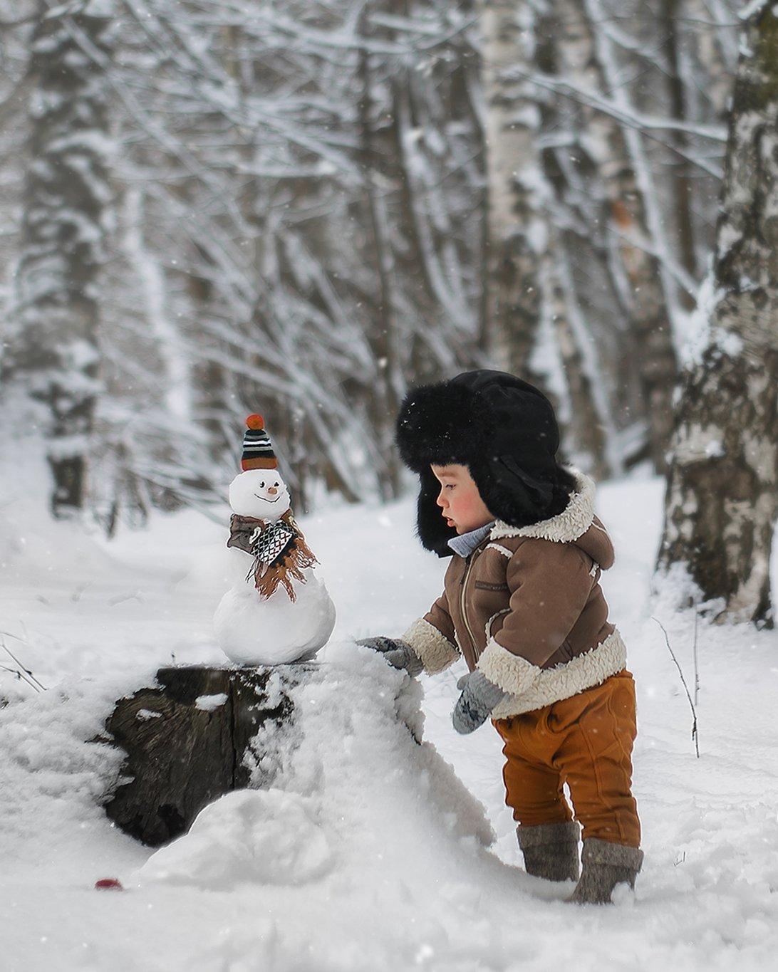 Снеговик Новогоднее украшение Новогоднее украшение, Снеговик с зеленым  шарфом, Снеговик с иллюстрацией шляпы Санта-Клауса, зима, вымышленный  персонаж, картинки png | Klipartz