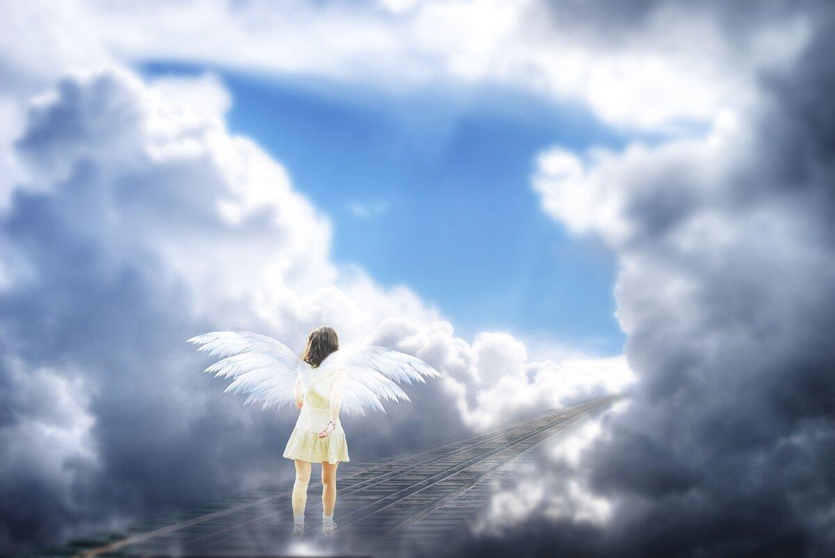 Ангел в небе» — создано в Шедевруме