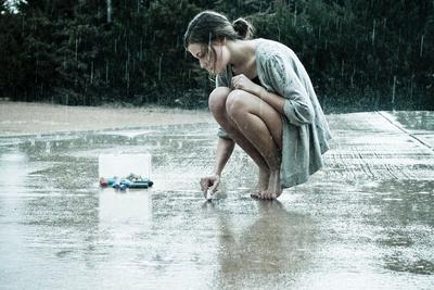 Картинки по запросу девушка дождь | Rain photo, Dancing in the rain, Rainy  mood