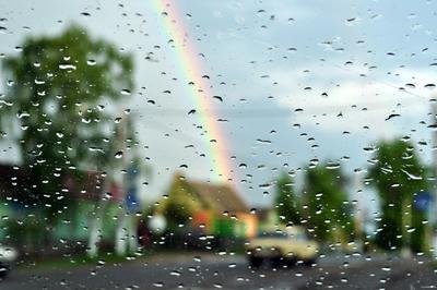 На улице идёт дождь радуга дождь…» — создано в Шедевруме
