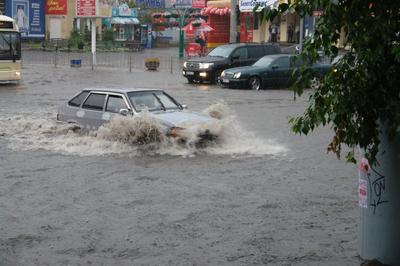 Сильный дождь и град в Томске вызвали затопления и пробки на дорогах |  ОБЩЕСТВО | АиФ Томск