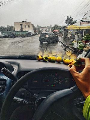 Непогода и авто: чем страшен дождь для автомобиля