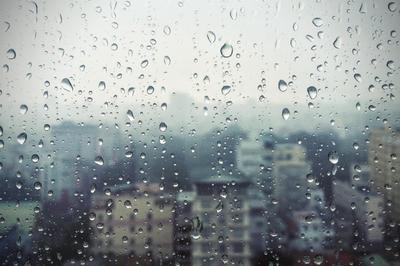 Капли дождя на стекле (52 фото) - 52 фото