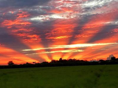 картинки : облако, солнце, Восход, закат солнца, рассвет, атмосфера,  смеркаться, вечер, Красный, Огонь, Послесвечение, Геологическое явление,  Красное небо утром 3072x2304 - - 930421 - красивые картинки - PxHere