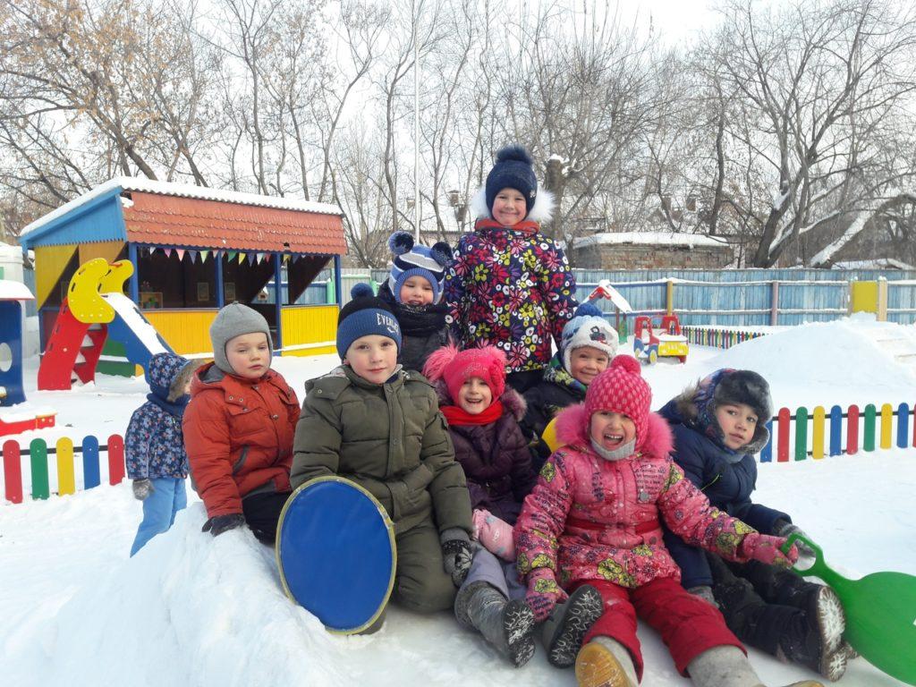 Зимние развлечения для детей: снежные забавы и поделки» — создано в  Шедевруме