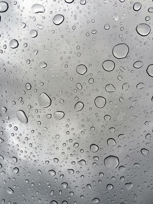 Free Капли дождя на автомобиле image - ImageFree.com