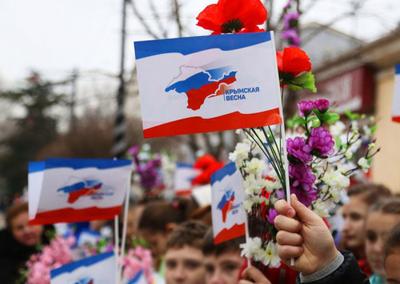Дзержинск присоединился к Всероссийской акции «Крымская весна» |  Информационное агентство «Время Н»