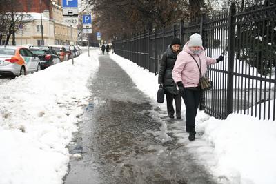 В Москве ожидается ледяной дождь. Как город готовится к непогоде, которую  уже пережили жители Воронежской и Курской областей - Российская газета