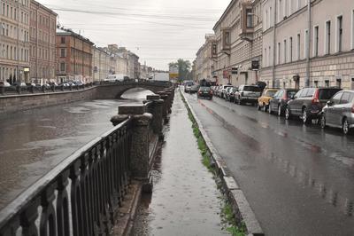 St. Petersburg, the rain. / Санкт-Петербург, дождь. #cityscapephotography —  Steemit