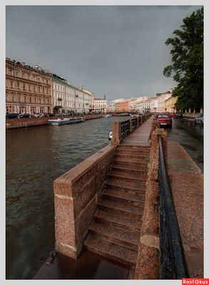 Прекрасная ночь и дождь в Санкт-Петербурге Редакционное Стоковое Фото -  изображение насчитывающей святой, дом: 179952248