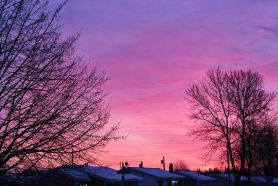 File:Pink Sunrise in Northern Sky.jpg - Wikipedia