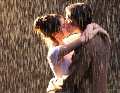 Картина Swarovski \"Влюбленные под дождем\" V-039 купить по цене 3 325 руб. в  интернет-магазине Kartinyswarovski.ru