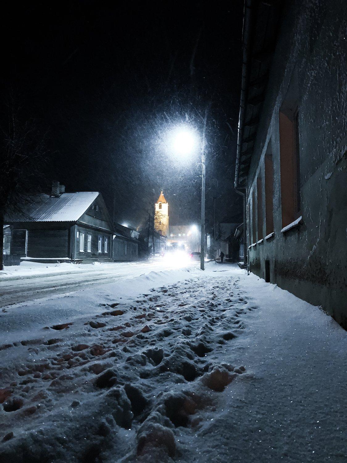 Зима, ночь, улица, фонарь